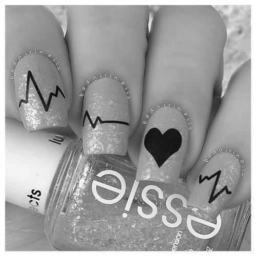 What are some easy nail art designs to do at home? image 6