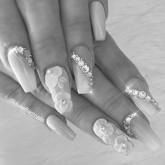 Which kind of nail art is good for a wedding? photo 3