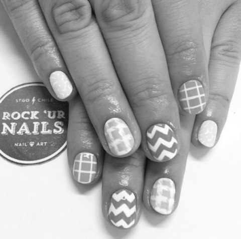 5 Trendy Nail Art Designs To Try At Home with Fingernails2Go? image 15