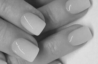 What is a full set manicure at a nail salon? image 0