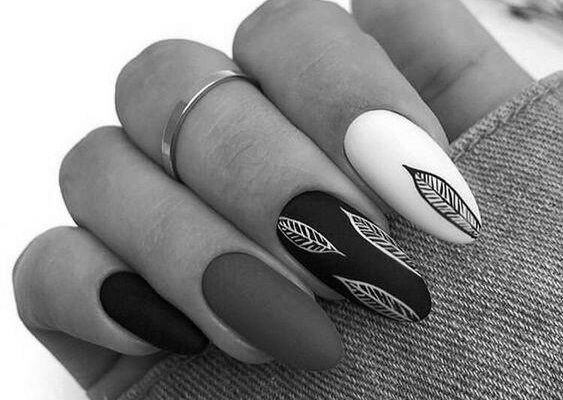 What is a good photo or image of nail art? photo 0