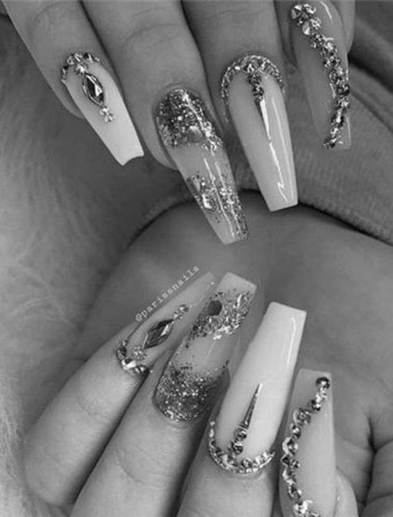 What is a good photo or image of nail art? photo 2