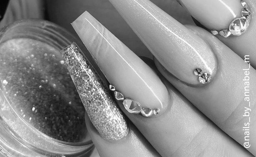 What is a good photo or image of nail art? photo 5