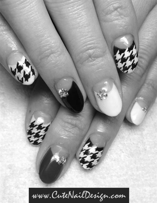 Which are the best designers and salons for nail art In Pune? image 12