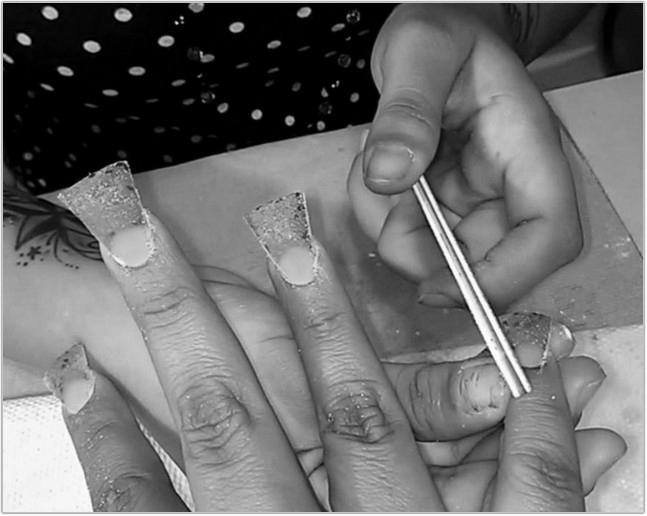 How much does it cost to get your nails done (on average)? photo 8