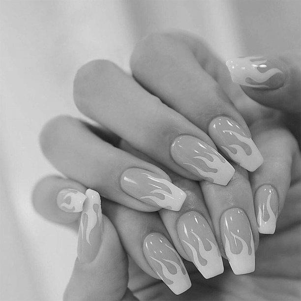 Do men like long fake nails on women? Why or why not? photo 1