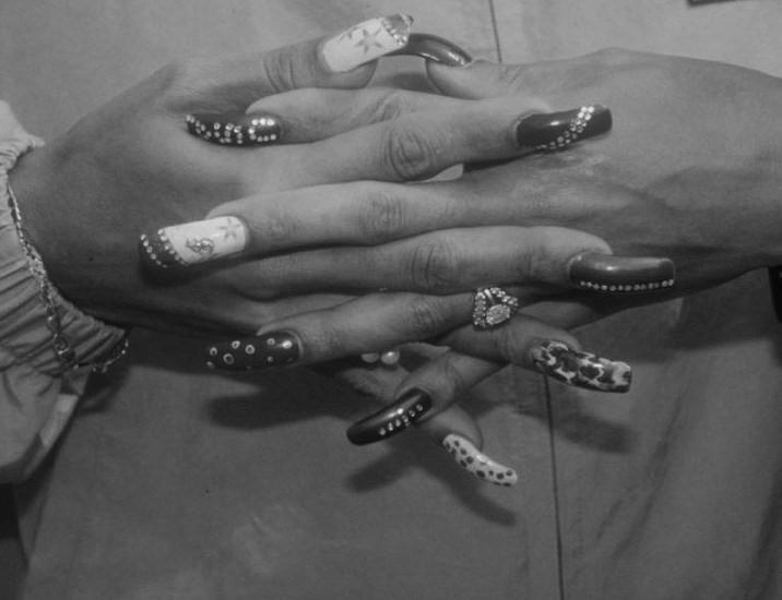 Is it permissible for a Muslim woman to wear artificial nails? image 2