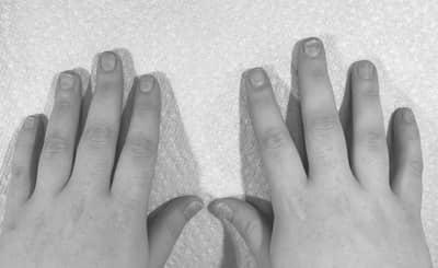 How long does your natural nail need to be to get acrylic nails? image 1