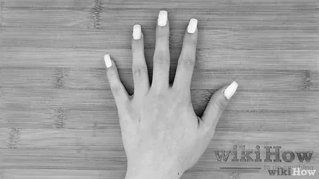 How to wash your hair with acrylic nails? image 2