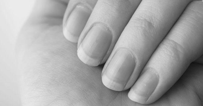 Do long nails carry more germs and are difficult to clean? photo 3
