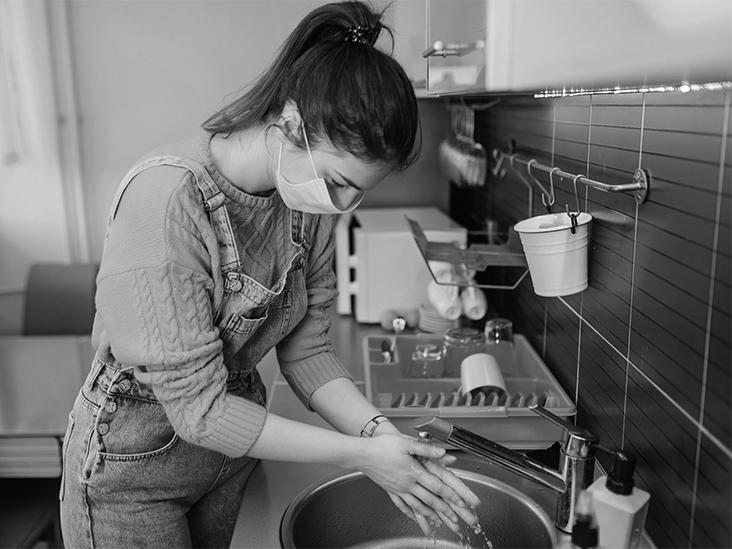 Why do cooks always seem to have short fingernails? image 8