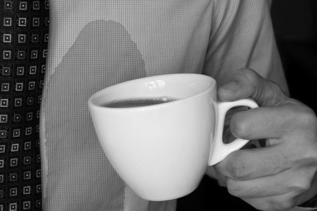 Can you wash dishes without getting your shirt wet? photo 10