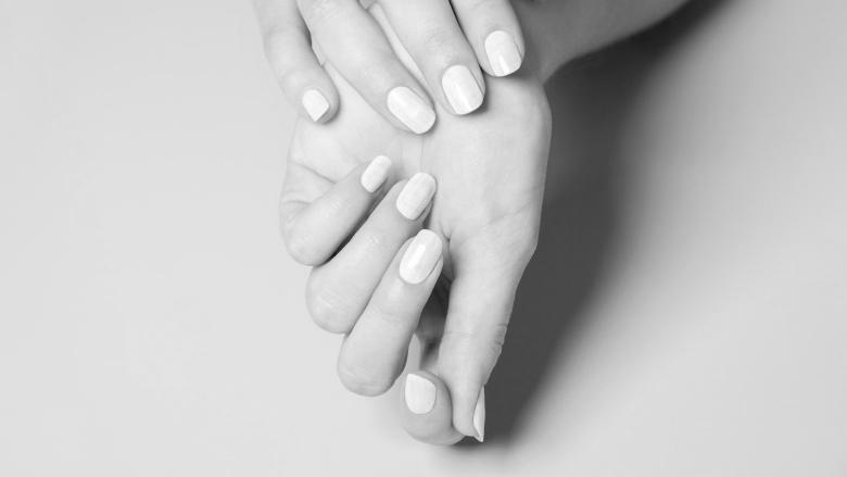 Can nail polish damage your fingernails? photo 12