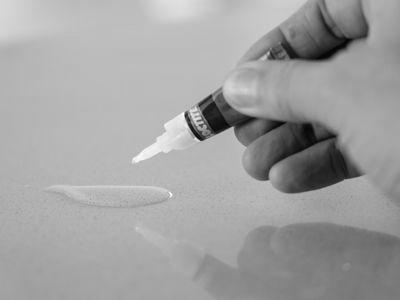 Can a nail polish remover remove super glue? photo 17