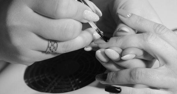Are acrylic nail fumes dangerous? image 2