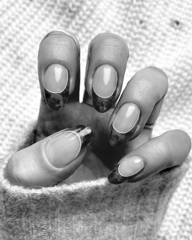How can I make a French manicure on natural nails? image 5