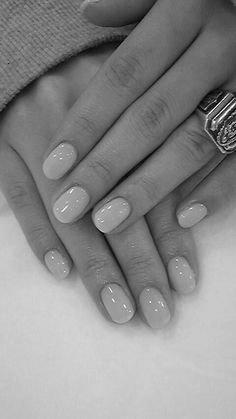Can you get a gel manicure with very short nails? photo 16