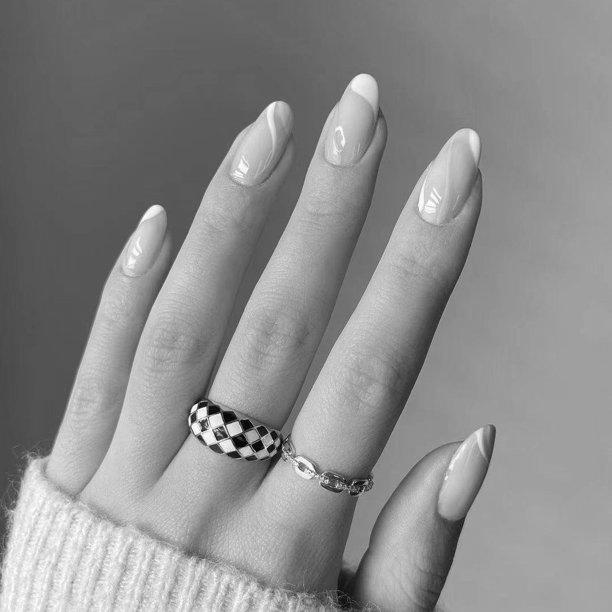 What is the best length for natural fingernails? image 18