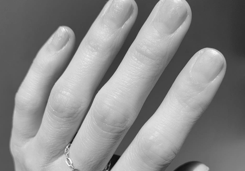 Can you do a French manicure on short nails? image 16